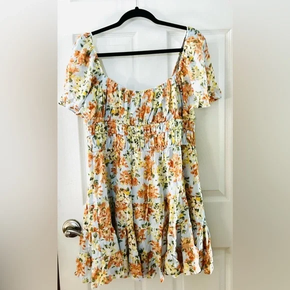 B. Smart NWT Light Blue Floral Sleeveless Mini Dress Juniors Size 13 - Picture 4 of 9